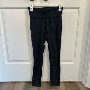 Lululemon Skinny Will Pant in Pique Luon Gray Size 4